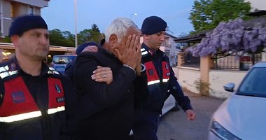 N’oldu utandın mı bakkal amca?