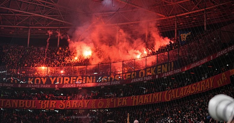 Derbinin gerilimi ünlülere de sıçradı