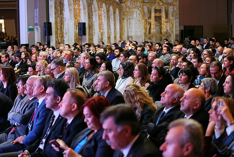 Uluslararası Sağlıkta Yapay Zeka Kongresi İzmir’de başladı