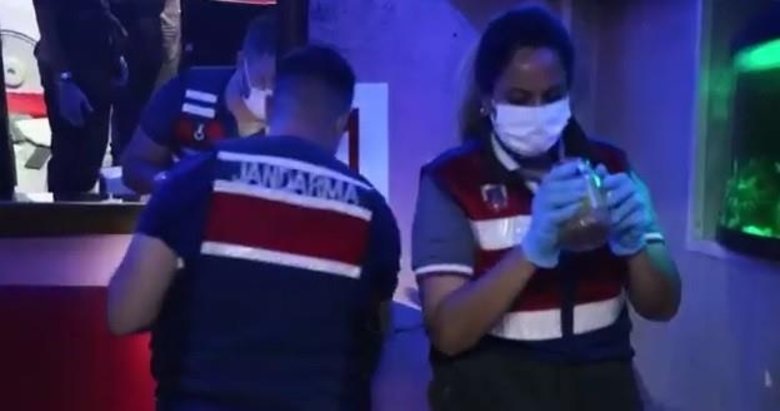 İzmir’de uyuşturucu şebekesine baskın: 12 gözaltı