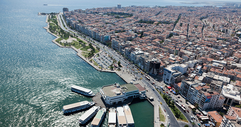 AK Parti İzmir’de belediye başkanlığı aday adaylığına 131 başvuru