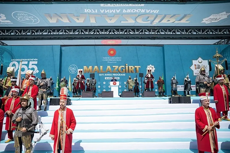 Son dakika: Başkan Erdoğan’dan 955. Yıl Anadolu’nun Fethi Malazgirt 1071 Anma Programı’nda önemli açıklamalar