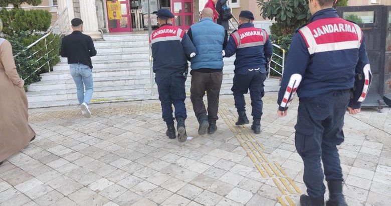 Aydın’da göçmen kaçakçıları yakalandı