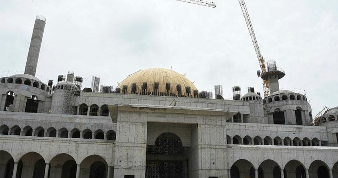 Izmir De Yapilan 15 Bin Kisilik Caminin Yuzde 90 I Tamamlandi Izmir Haberleri