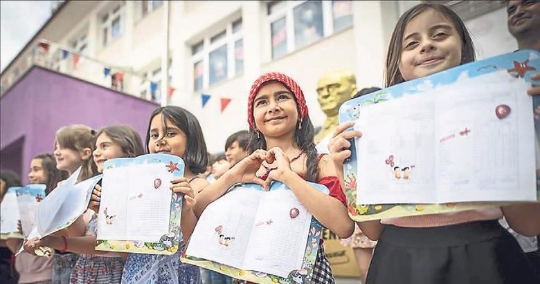 Kız çocuklarının okullaşma oranında rekor