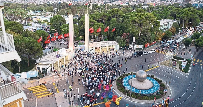 İzmir Fuarı 95. kez kapılarını açtı