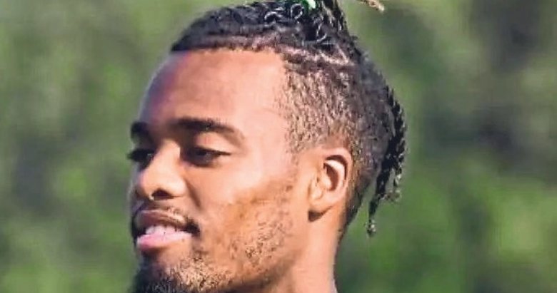 Yeşil Burun Adası’nda Bodrum FK forması