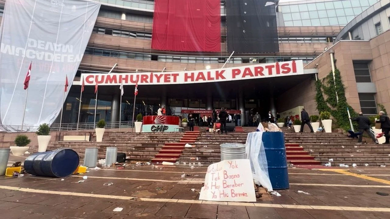 kilicdaroglu-rest-cekti-tedbir-karari-kalktiktan-sonra-kurultay-yapilir-1779909017647.png