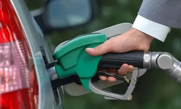 depoyu-dolduracaklar-dikkat-bugun-benzin-motorin-lpg-fiyatlari-ne-kadar-30-eylul-akaryakit-fiyatlari-1790741263896.jpeg