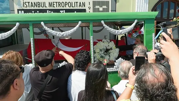 unlu-oyuncu-serhat-kilica-son-veda-1788864287653.jpeg