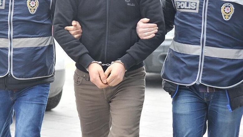 ege-universitesi-yolsuzluk-sorusturmasinda-yeni-gelisme-suphelilerin-mal-varliklarina-el-konuldu-1781768276805.jpeg