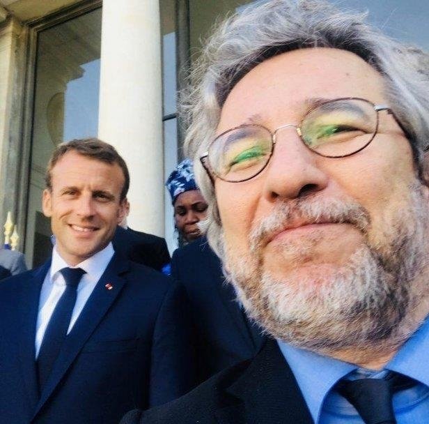 Firari hain Can Dündar için kırmızı bülten