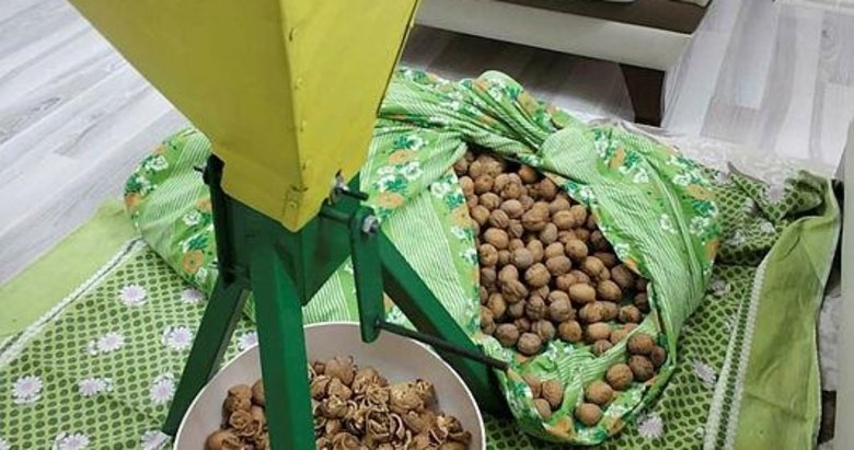 750 liralık ceviz kırma makinesini 50 TL’ye kendisi yaptı