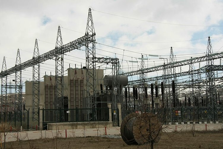 İzmir’de 20 ilçede elektrik kesintisi! İzmir’de elektrikler ne zaman gelecek? 17 Aralık Salı İzmir’de elektrik kesintileri