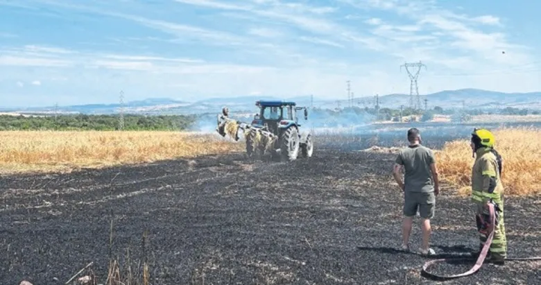 Balıkesir’de tarım arazisi küle döndü