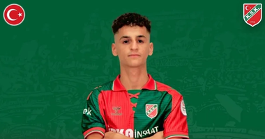 Karşıyakalı genç oyuncu Kadıköy yolcusu!