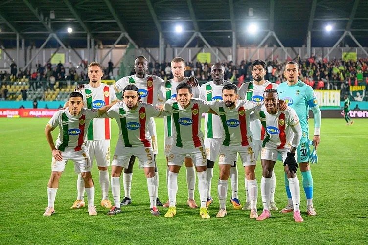 amedspordan-icardi-bombasi-super-ligin-yeni-ekibi-dunya-yildizinin-pesinde-1778000021053.jpeg