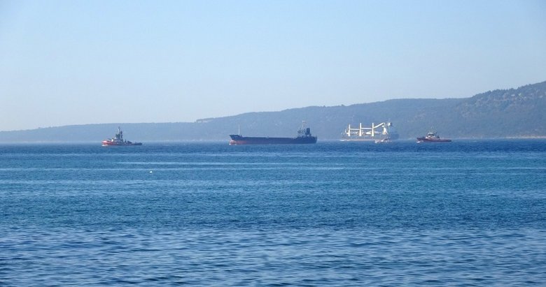 Çanakkale Boğazı’ndan geçen tanker makine arızası yaptı