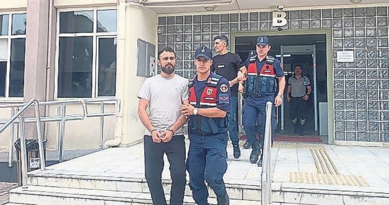 Otomobile silahlı saldırıda bulunan 4 kişi tutuklandı