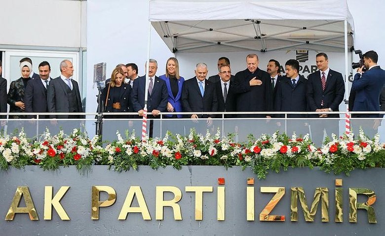 "BAY KEMAL İSPAT EDEMEZSEN ÇEK GİT!"