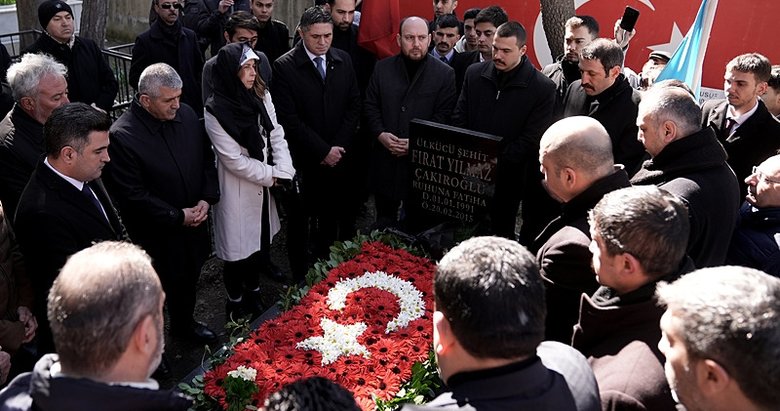 Fırat Çakıroğlu, İzmir’deki mezarı başında anıldı