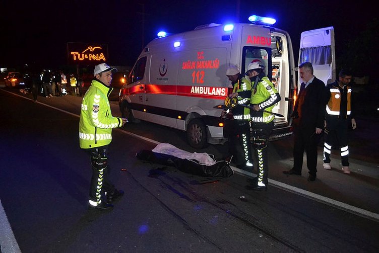 Üniversiteli genç kız yolun karşısına geçmek isterken otomobilin çarpmasıyla öldü