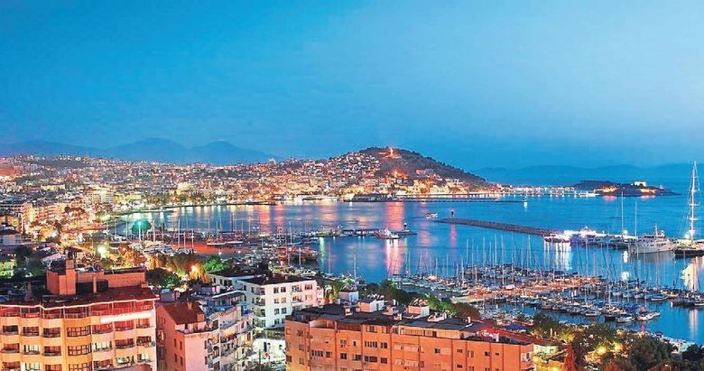 Kuşadası turizmde parlıyor: 959 bin 594 ziyaretçi