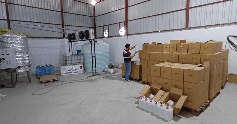 İzmir’de kaçak alkol operasyonu: Piyasa değeri 10 milyon lira