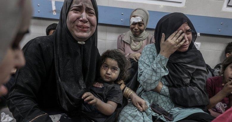 Gazze’de hastane vuran İsrail’e ünlülerden sert tepki!