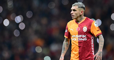 Galatasaraylı futbolcuya AVM’de saldırı!