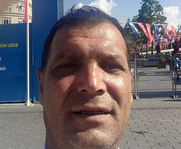 Önce platonik aşkını sonra da kendini öldürdü