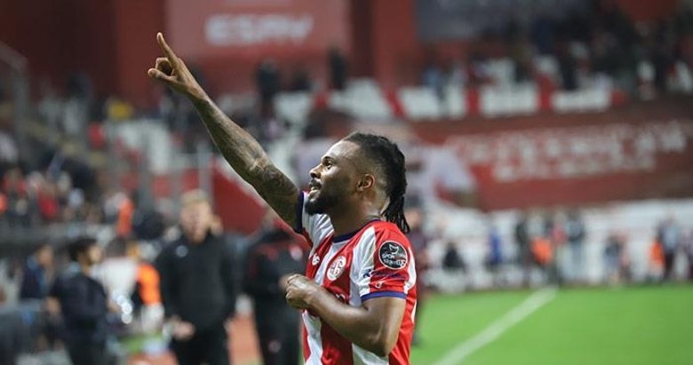 Bodrum FK Fredy’nin peşinde