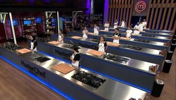 MasterChef’te stüdyo gerildi! Dilan ve Fatma Nur birbirine girdi