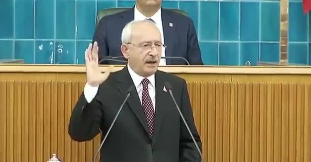 CHP grup toplantısında skandal! Trump’ın alçak mektubuna alkış tuttular