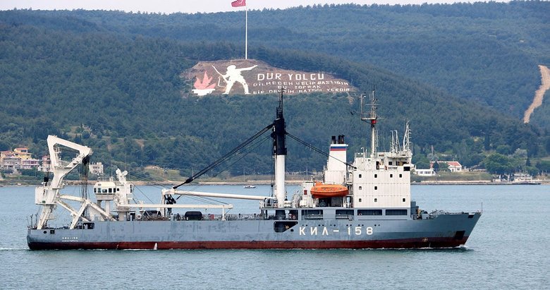 Rus askeri kurtarma gemisi, Çanakkale Boğazı’ndan geçti