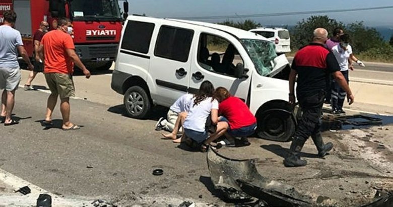 Gelibolu’da iki araç çarpıştı; sürücüler öldü