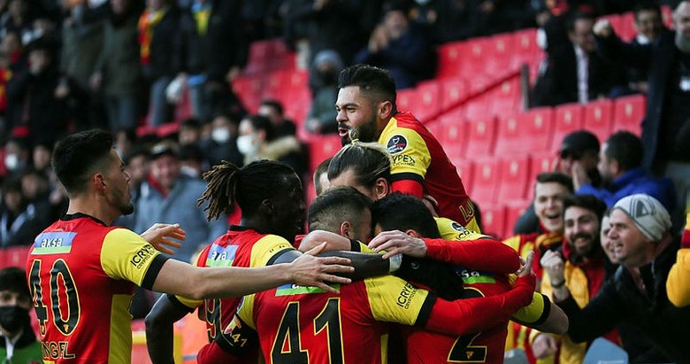 Göztepe, Sivasspor’u 2 golle geçti