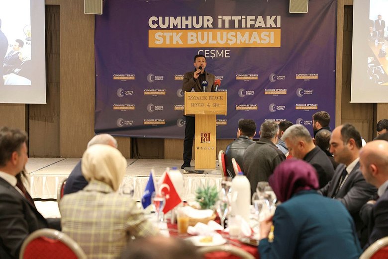 AK Parti İzmir Büyükşehir Belediye Başkan adayı Dağ, STK temsilcileriyle bir araya geldi