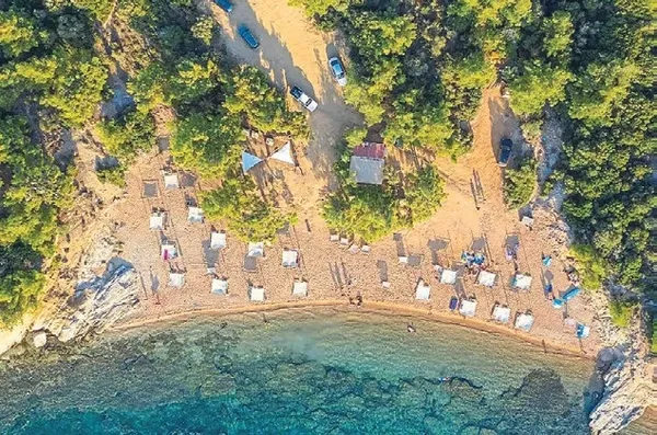 cesme-altinkumda-rant-imarina-tepki-1788029447499.jpeg