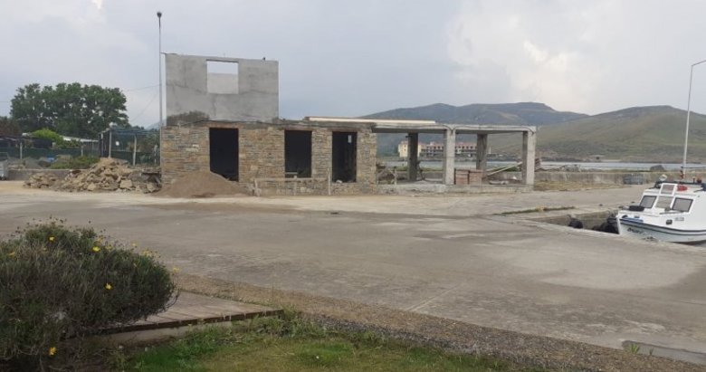 Gökçeada Belediyesi’nin kaçak iki inşaatına yıkım kararı