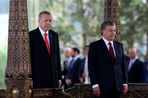 Cumhurbaşkanı Erdoğan Özbekistan’da böyle karşılandı