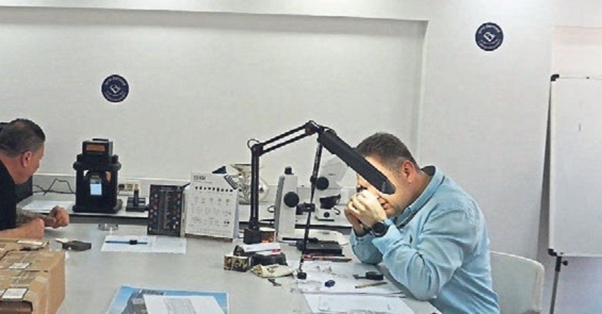 İzmir’de kuyumculara mavi kart zorunluluğu