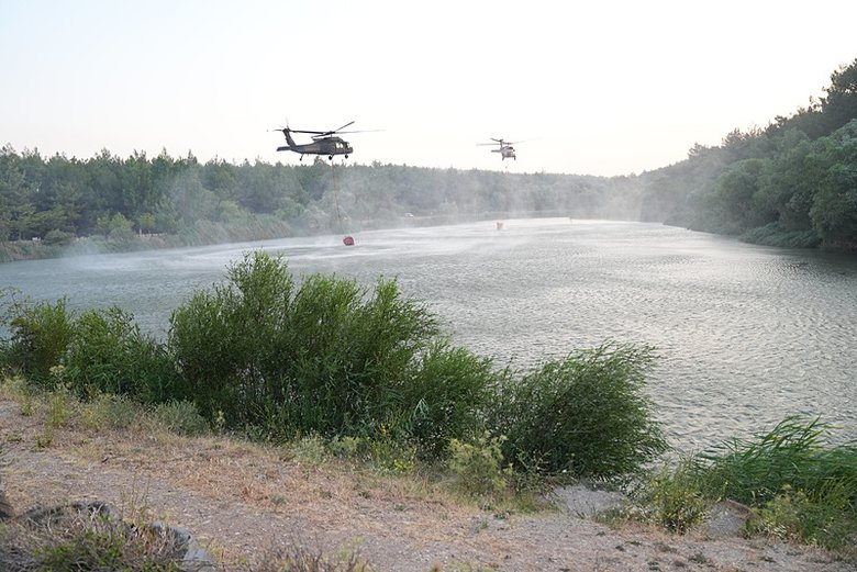 Bakan Yumaklı duyurdu: İzmir’deki orman yangını kontrol altında