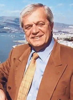 Efsane başkan Piriştina mezarı başında anıldı