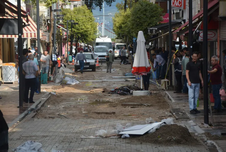 Ege’de hayat durdu