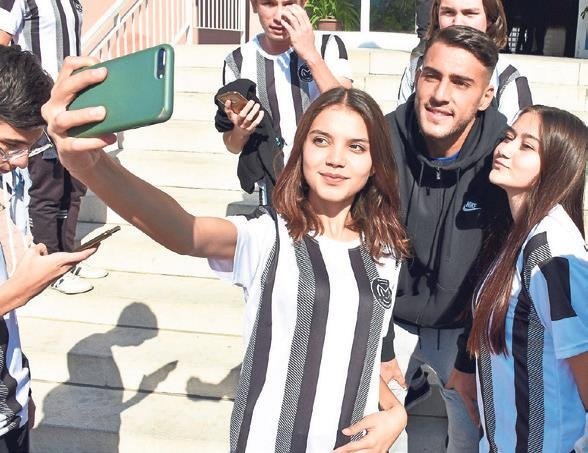 Manisa FK öğrencilerle buluştu