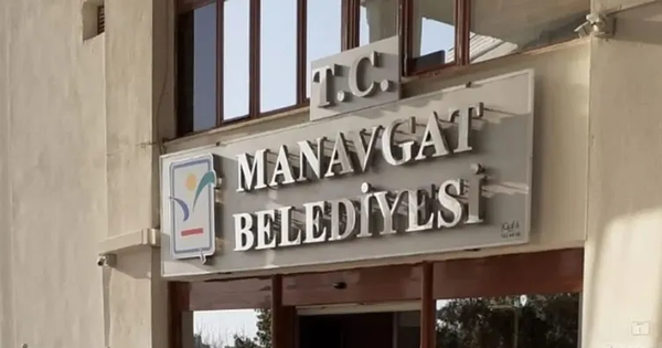 manavgat-belediyesinde-ikinci-dalga-operasyon-21-kisi-gozaltinda-1776759402378.png