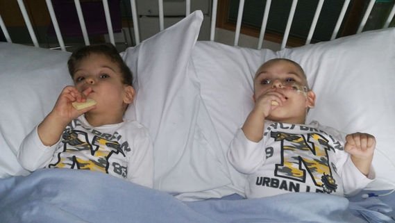 Son dakika: Başkan Erdoğan siyam ikizlerinin ailesiyle görüştü