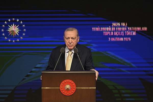 baskan-erdogan-kahraman-dedikleri-simdi-hain-oldu-1780515840180.jpeg