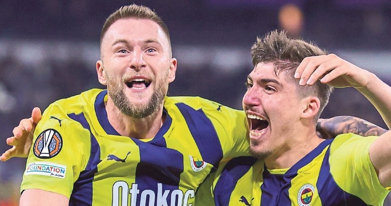 Fener harıl harıl